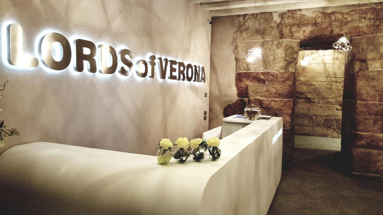 Lords Of Verona Luxury Apartments 외부 사진